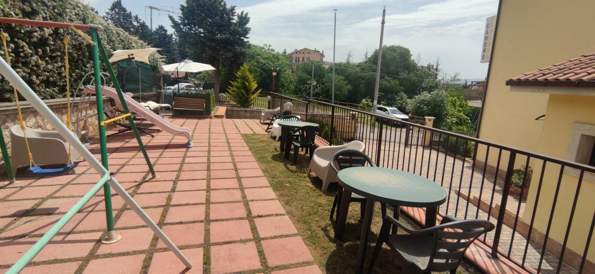 Complesso Turistico Aurora - Appartamenti Poggio Picenze 외부 사진